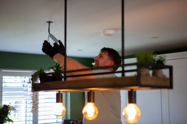 Best Circuit Breaker Repair  in Everett, PA